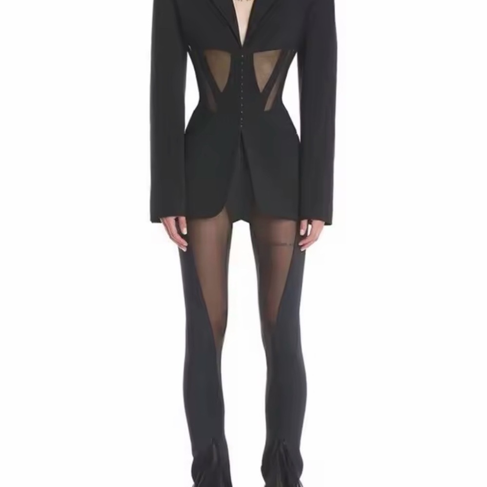 Elegant Black Pantsuit